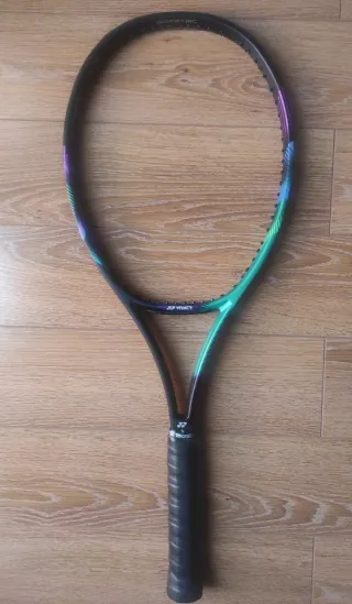 Raqueta Yonex Vcore 100