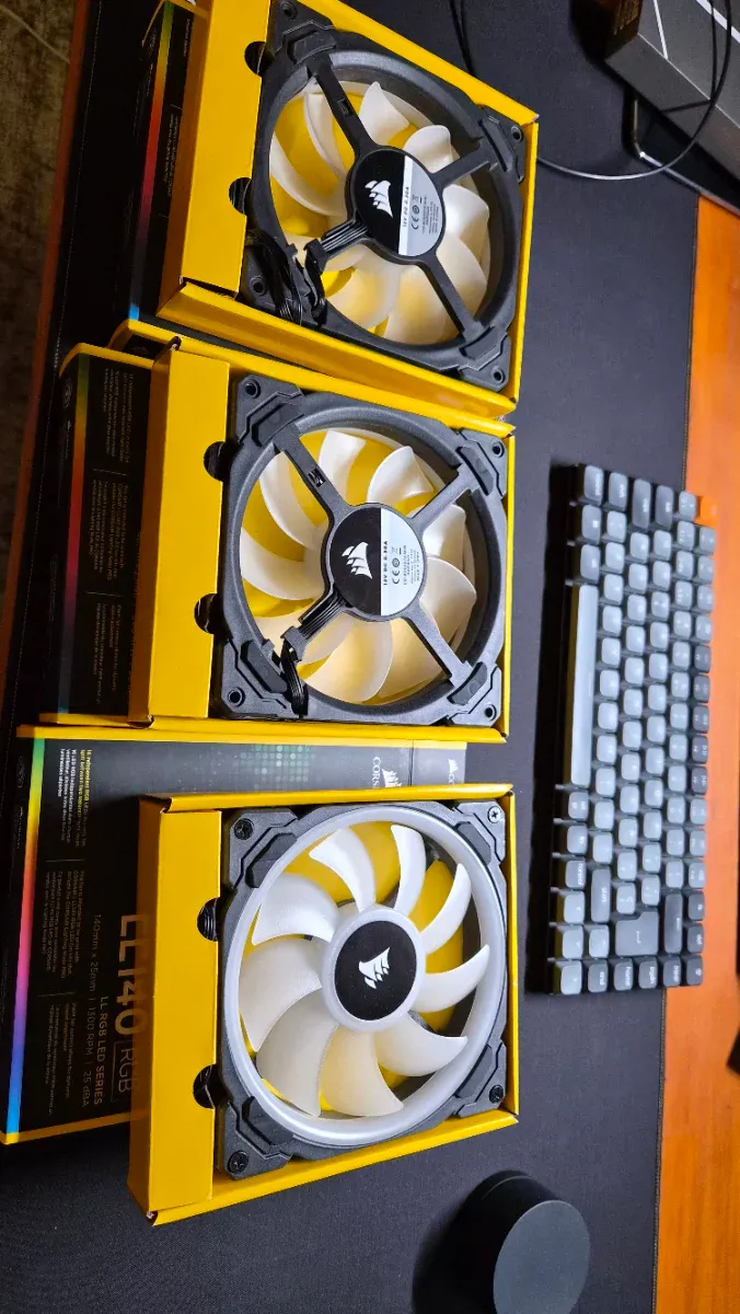 Ventiladores Corsair LL140 RGB (3 unidades) afbeelding 2