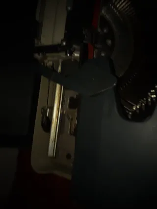 Máquina de escribir con estuche