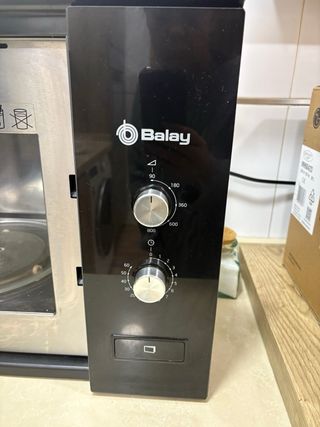 Microondas integrable Balay
