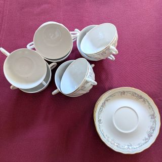 Tazas consomé y platos Bidasoa porcelana