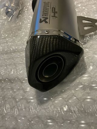 Escape Akrapovic HP para BMW C400