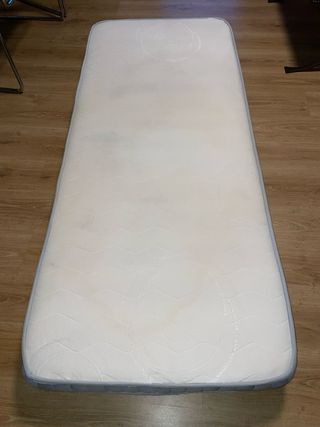 Colchon de 1,90m por 0,80m