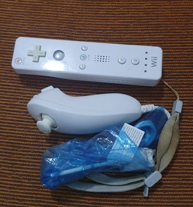 Mando Nintendo Wii + Nunchuk