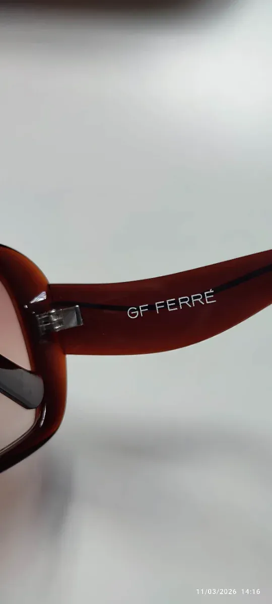 Gafas de sol Gianfranco Ferré Marrones