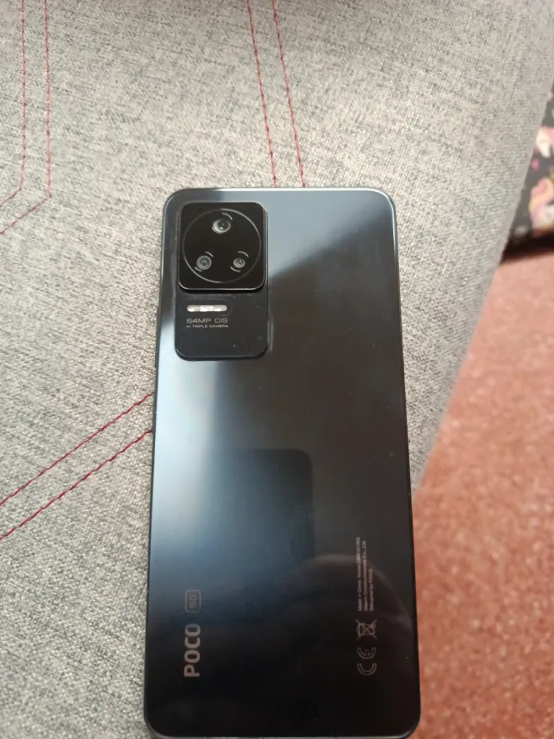 Poco F4 Negro