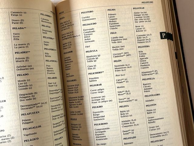 Diccionario de Sinónimos y Antónimos Lengua España