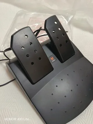 Volante KROM K-WHEEL con pedales