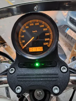 Harley-Davidson Sportster SuperLow 883 del 2011