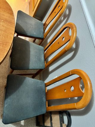 Mesa comedor madera con 3 sillas