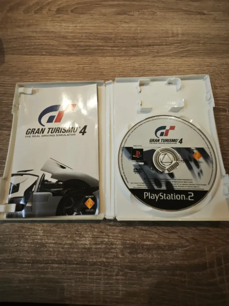 Gran Turismo 4 PS2 PAL Completo Manual Español afbeelding 3