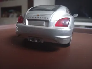 Coche a escala Chrysler Crossfire