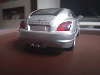 Coche a escala Chrysler Crossfire