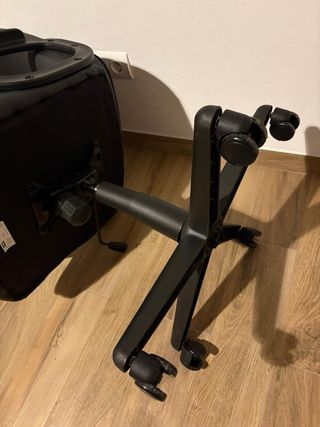 Silla de oficina negra