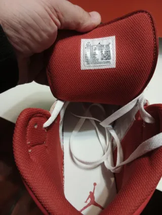 Air Jordan 1 MID SE Rojo Blanco