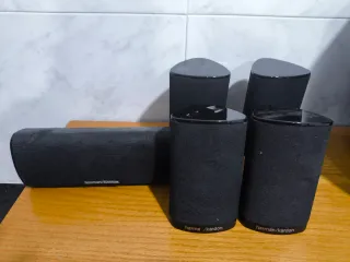 5 altavoces Harman Kardon