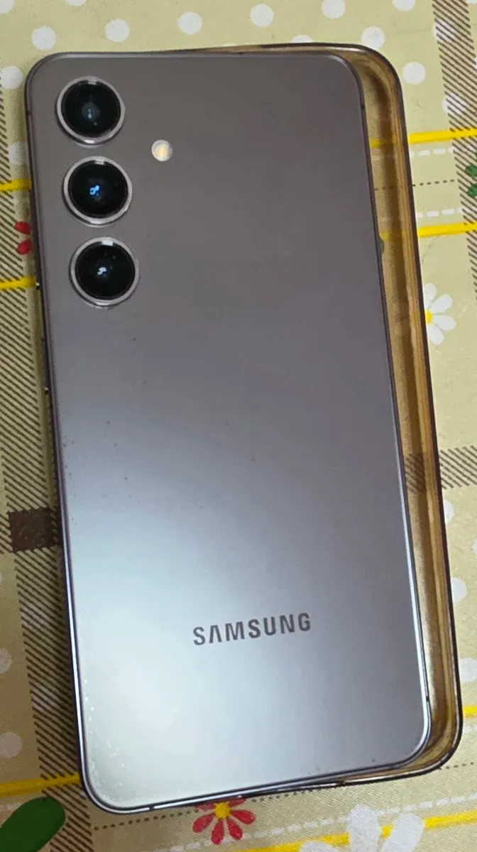 Samsung S24 Negro Seminuevo afbeelding 2
