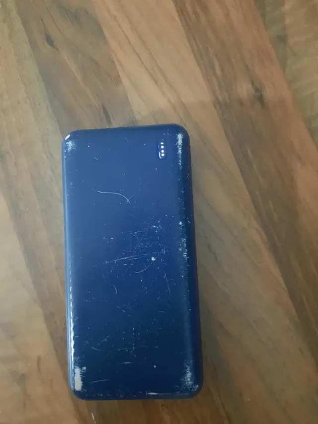 Batería Externa Azul