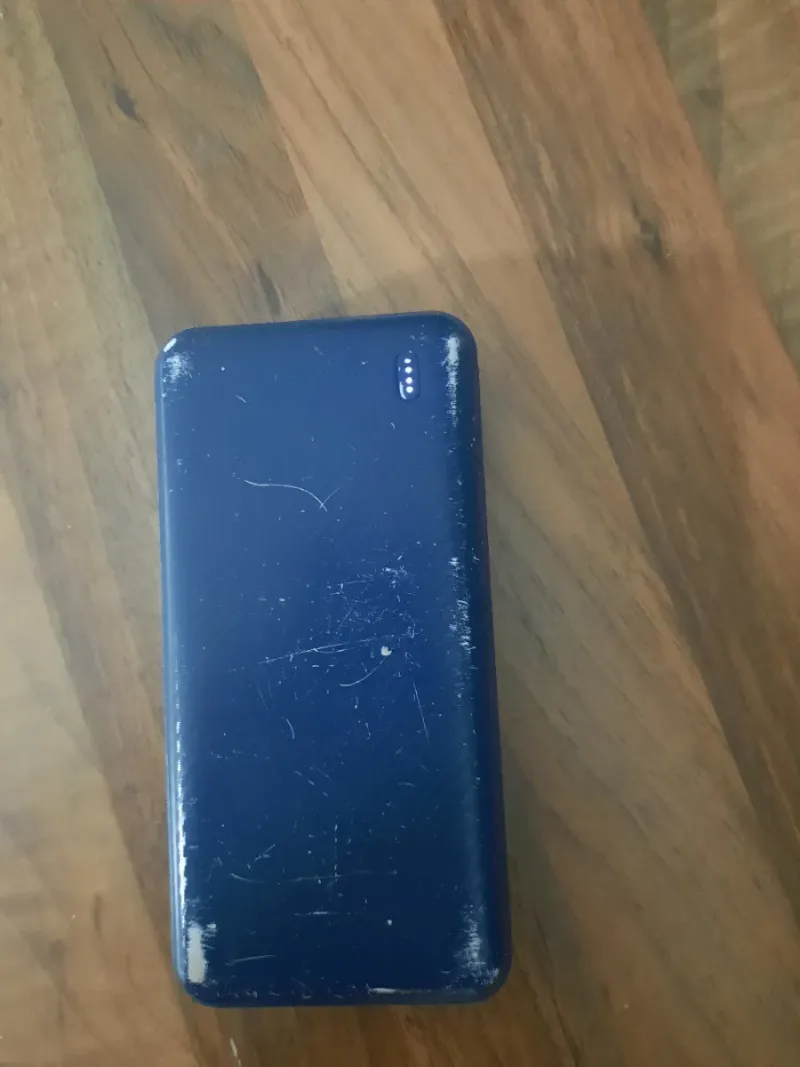 Batería Externa Azul