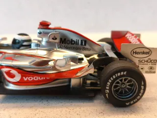 MCLAREN MP4-21. F1 scalextric