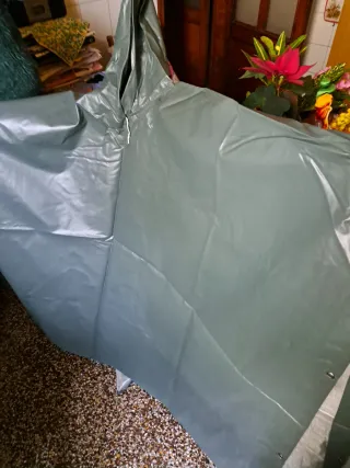 Mantella cerata impermeabile