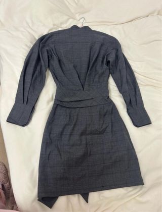 Vestido gris estilo traje Isabel Marant