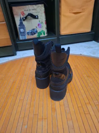 Botas militares mujer negras