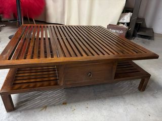 Mesa de centro madera 1.5x1.5m con cajón