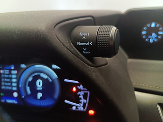 Lexus UX250h premium GARANTIA OFICIAL LEXUS EUROPA