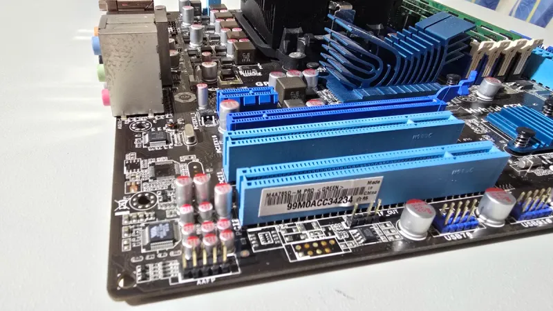 Placa Base ASUS M4A785D-M PRO, AMD Athlon II y 8gb afbeelding 2