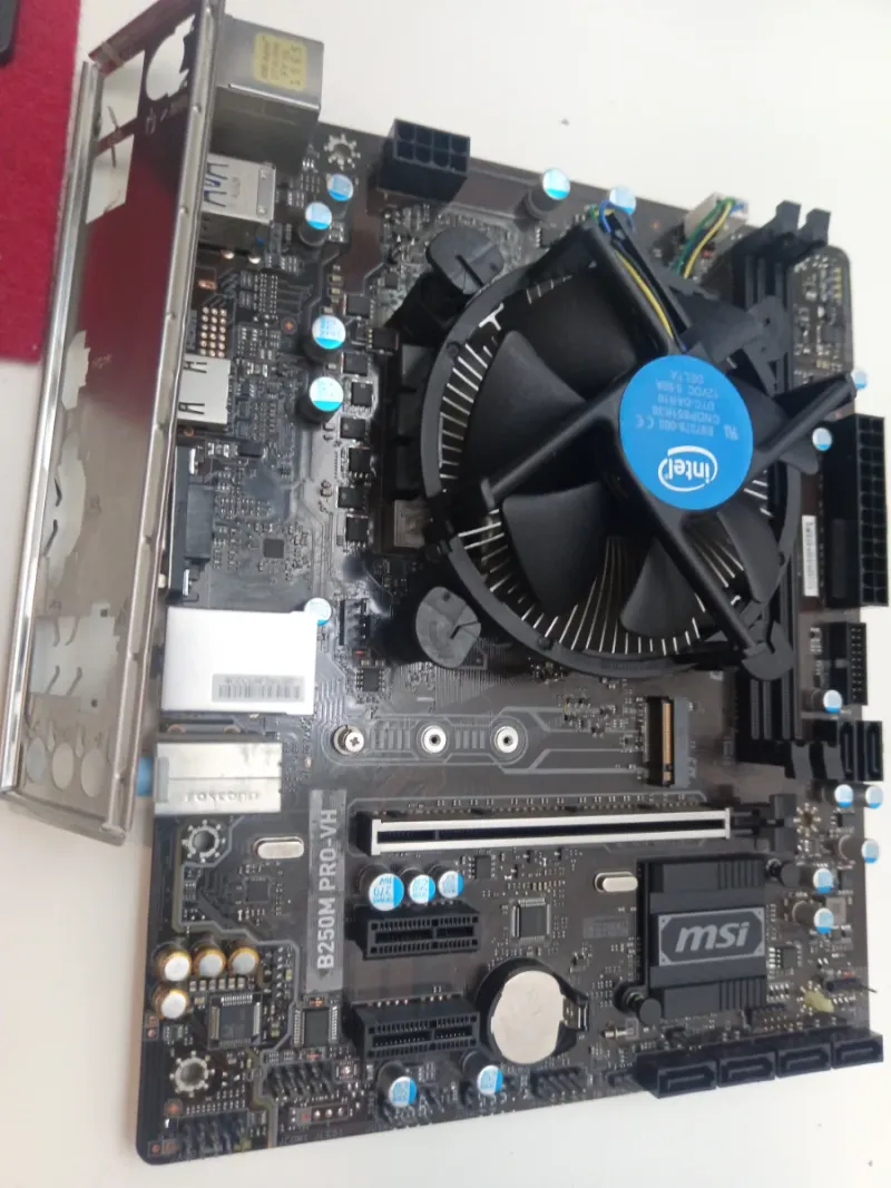 Placa Base MSI B250M PRO-VH + CPU i5-7400 afbeelding 2