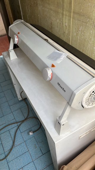 Plancha Rodillo Miele Automática