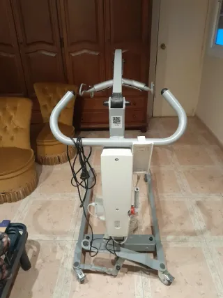 Grúa eléctrica para enfermos