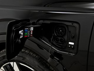 Nissan Micra Long Range 4x2 Tekna