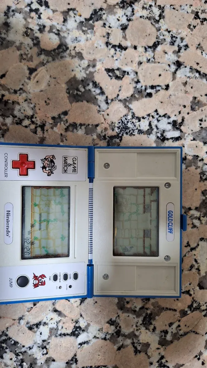 Nintendo Gold Cliff Game & Watch afbeelding 2