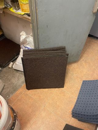 Tapetes cuadrados para aislar ruido