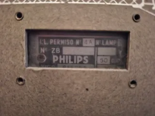 Radio Philips Antigua. Funciona buen sonido.