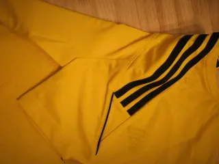Camiseta Adidas niño amarilla Talla S