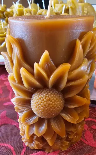 Velas artesanales de cera de abeja y cera de soja