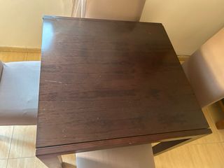 Mesa comedor madera maciza extensible y 4 sillas