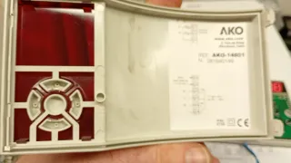 Termostato Diferencial AKO-14801 Mural 2 Relés