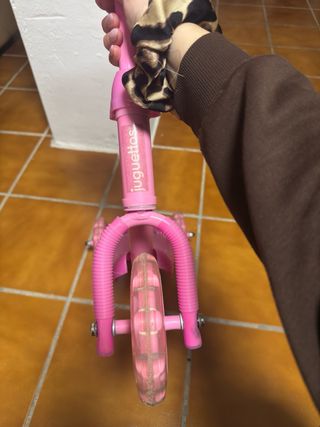 Patinete infantil rosa Juguettos