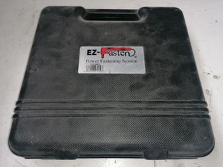 Clavadora Neumática Fasten 50-18RN.