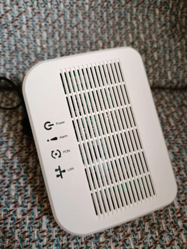 Router Nokia ONT GPON G-010G-P Fibra Óptica