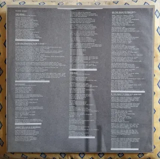 LP de Cat Stevens: "Footsteps In The Dark" (1984)