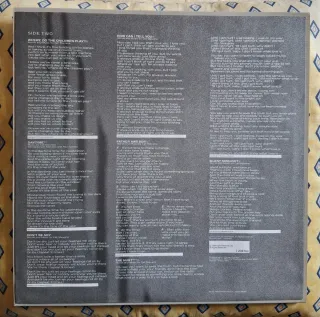 LP de Cat Stevens: "Footsteps In The Dark" (1984)