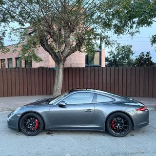Porsche 911 Carrera 4s Coupe