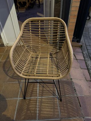 Silla de jardín mimbre sintético beige y negro