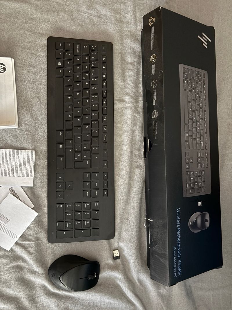 HP 950MK Teclado Inalámbrico Recargable