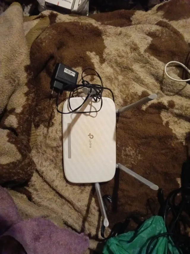 Router TP-Link 4G y 5G con 4 antenas para wifi